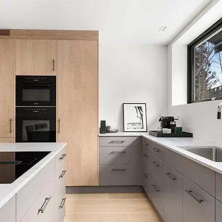 Fully Serviced Luxury Townhouse Near The Vigelandspark オスロ