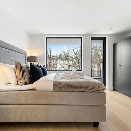 Fully Serviced Luxury Townhouse Near The Vigelandspark * オスロ